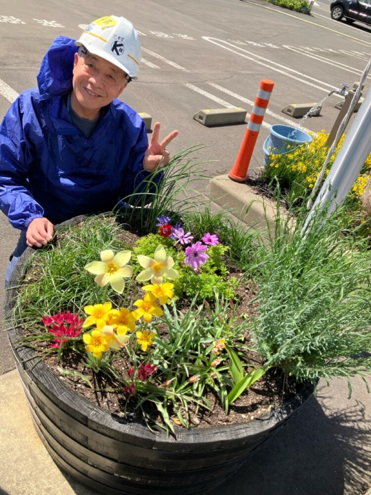 気付いたら？会社にも春が🌹🌼🌸神田緑の会より